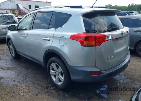 2013 Toyota Rav4 Xle z USA, uszkodzony, nr VIN JTMRFREV7DD043604
